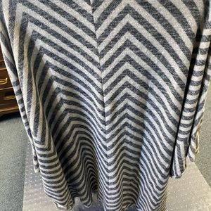 Lularoe Tracy cardigan - brand new